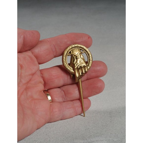 🧿 2 for $25 🧿 Game of Thrones - Hand of the King - Deluxe Replica Pin - Picture 3 of 7